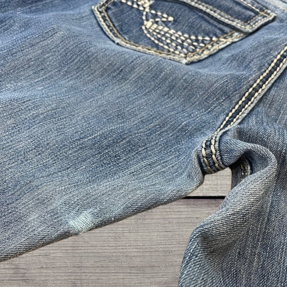 New to my Closet!! Almost Famous Premium Distressed Bootcut Jeans - Picture 4 of 5